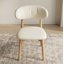 Chaise de salle à manger rembourrée avec assise en similicuir, chaise de cuisine avec structure en bois massif, chaise d'appoint moderne à dossier incurvé-937264905-937264909