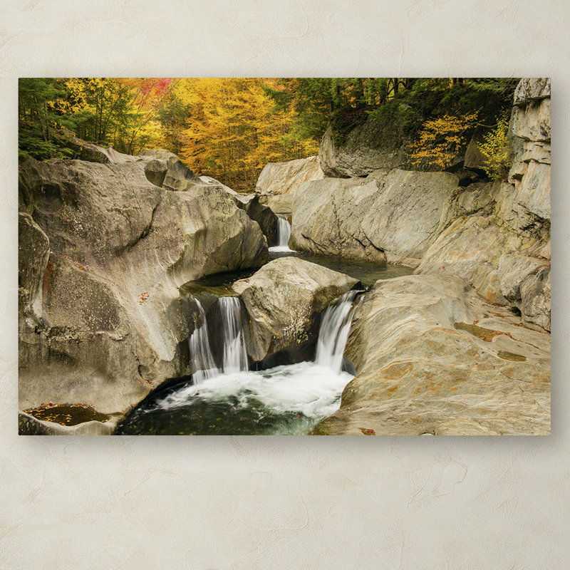 Cliffton «Fall at the Falls», reproduction de photo sur toile tendue, H 22 po x l 32 po x P 2 po