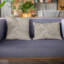 Coussin abstrait Manzo-779954836