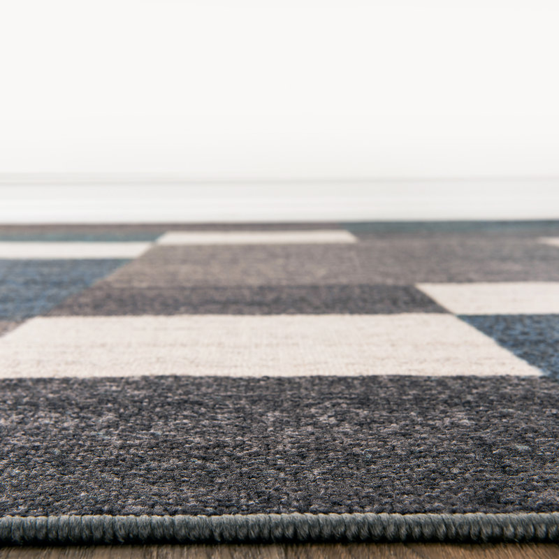 Tapis bleu touffeté à motif géométrique Allyne, Tapis de couloir 2 pi 7 po x 10 pi