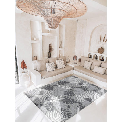 Renyah Floral Machine Made Indoor / Outdoor Area Rug
