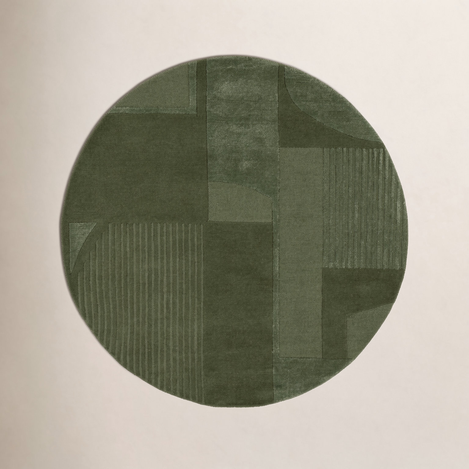 Mesmer Hand-Tufted Geometric Wool Rug, Round 6'