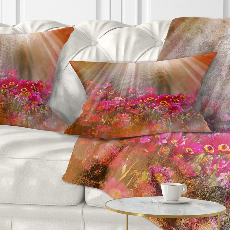 Coussin lombaire pour les rayons et les petits fleurs floral