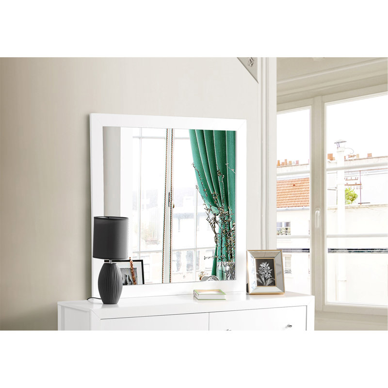 Miroir décoratif polyvalent pour rehausser l'ambiance de n'importe quelle pièce