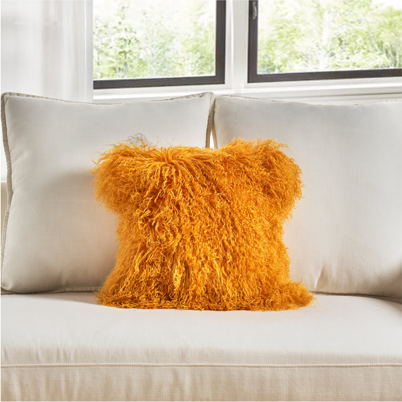 Housse et insert de coussin carré Mongolian, Plumes, Jaune, 16'' H X 16'' W X 3'' D