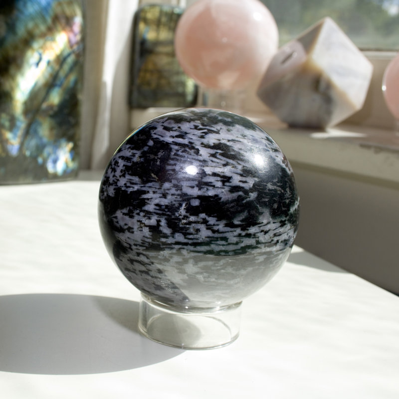 Arene Abstract Figurines & Sculptures