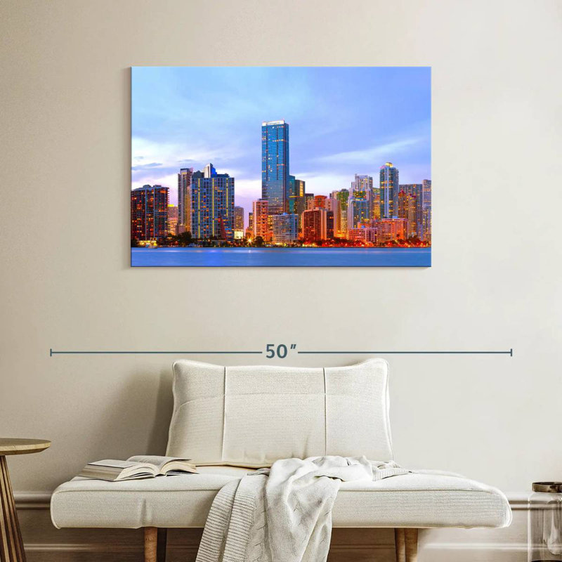 Silhouette de Sirci Miami Metropolitan, H 26 po x l 39 po