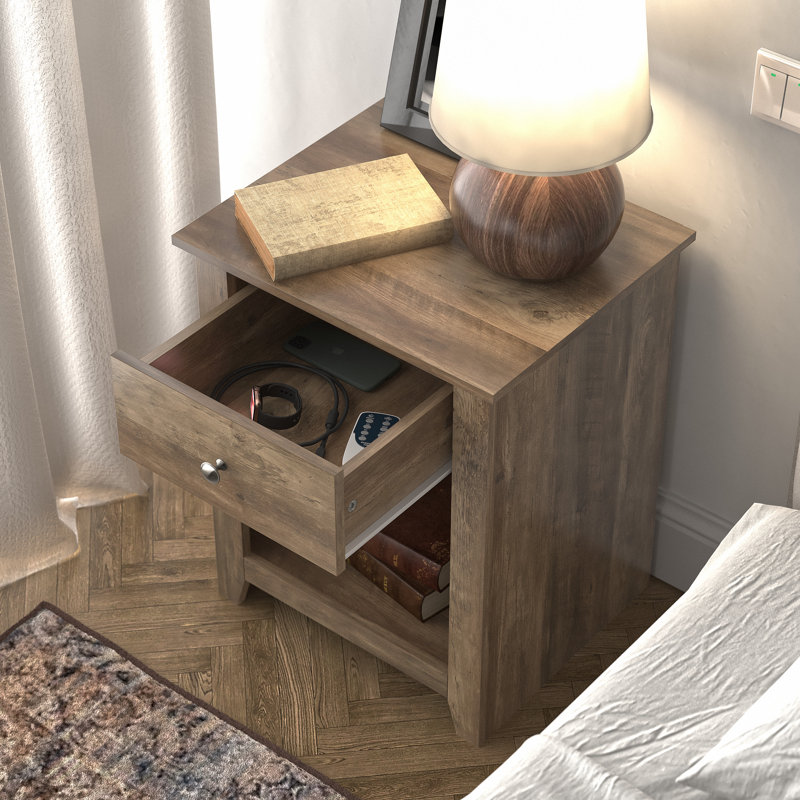 Tevrat 23" 1 Drawer Nightstand, Brown