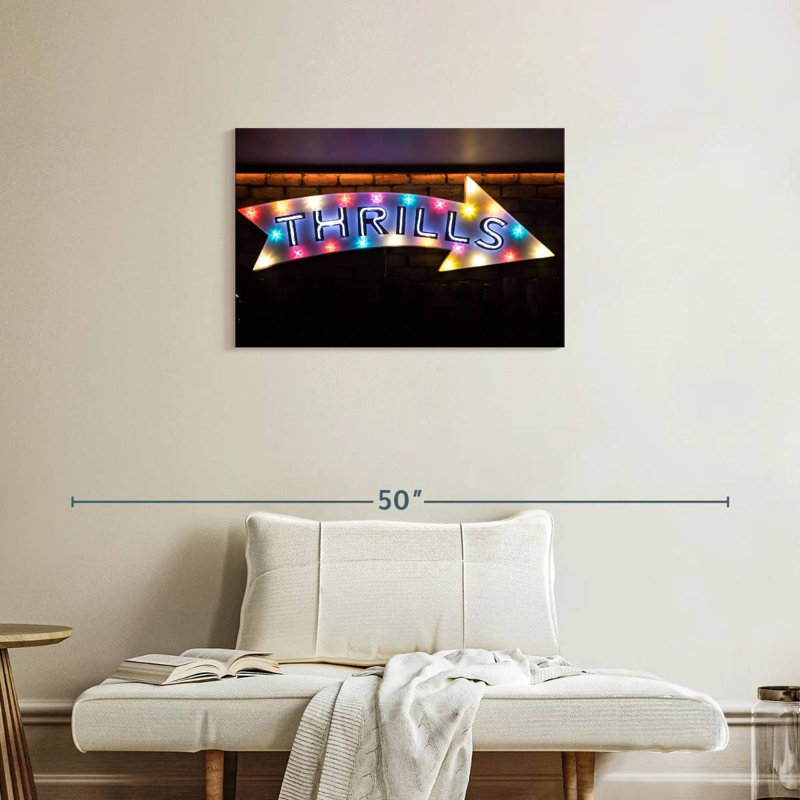 Senne Thrills Arrow Sign, 20" H x 30" W