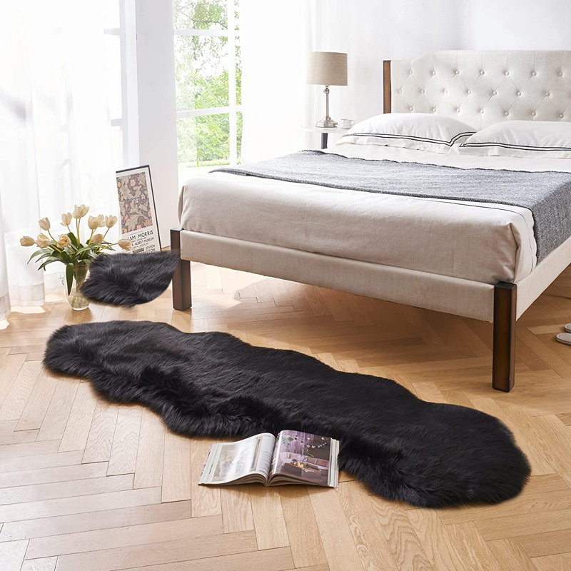 Faux Sheepskin Indoor Rug, Novelty 2' x 6'