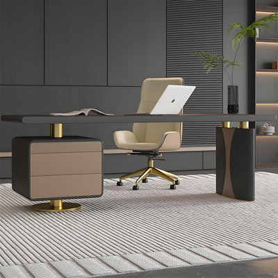 
Modern Minimalist Desk