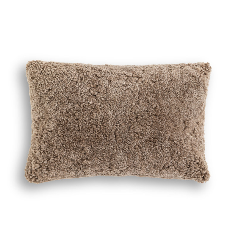 Coussin Toby - peau de mouton taupe - 14 po x 20 po, Rectangle H 14 po x l 20 po
