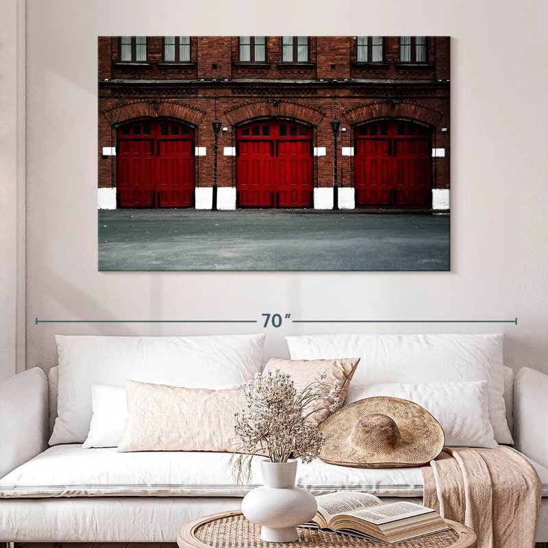Fire Station, H 34 po x l 51 po