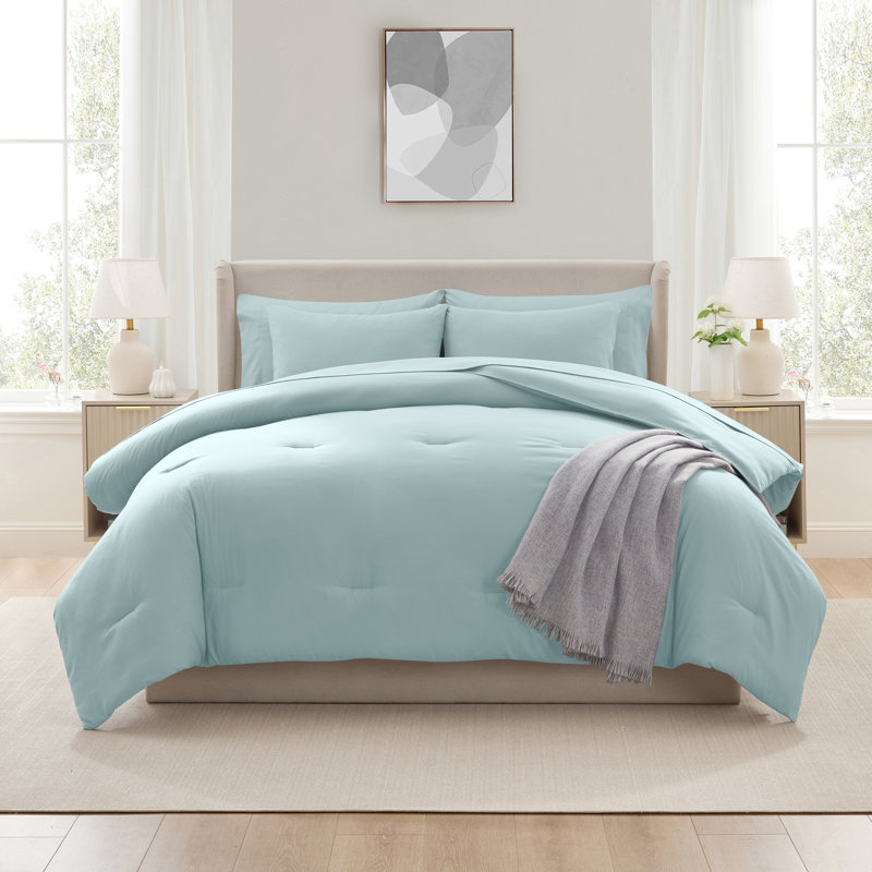 Ensemble d'édredon en microfibre 7 pièces avec draps, Édredon de grande taille et 6 pièces supplément, Bleu clair bébé