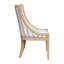 Chaise rembourrée avec garniture cloutée