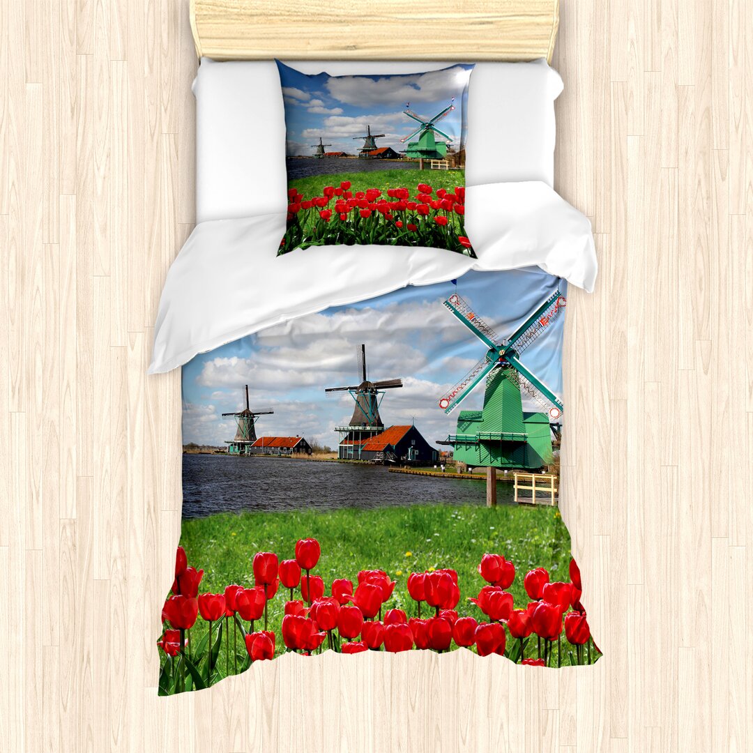 Bettbezug Set, Rote Farbe Tulpen Feld, Windmühle, Mehrfarbig