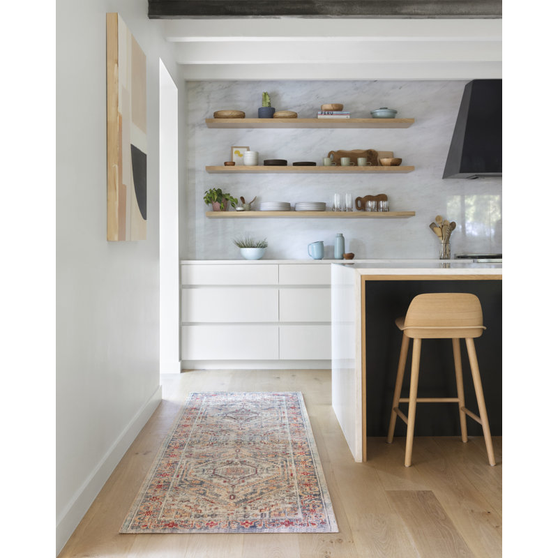 Sola Oriental Indoor Rug, Runner 2'7" x 8'