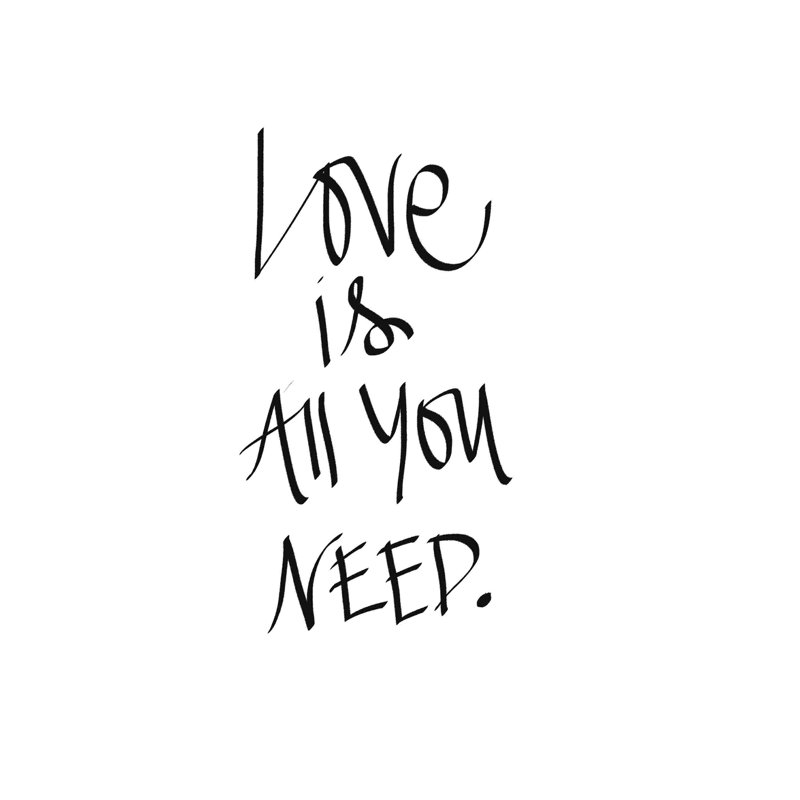 «Love Is All You Need 2», art textuel sur toile tendue, H 20 po x l 20 po