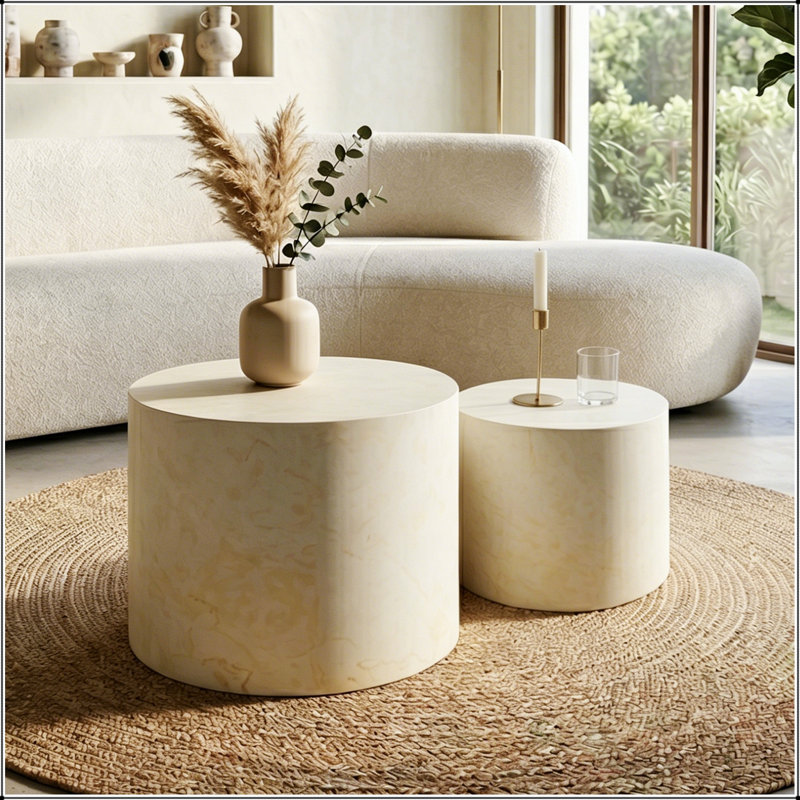 Ensemble de 2 tables basses gigognes beiges en faux marbre, tables d'appoint rondes rondes modernes en bois pour petits espaces de salon