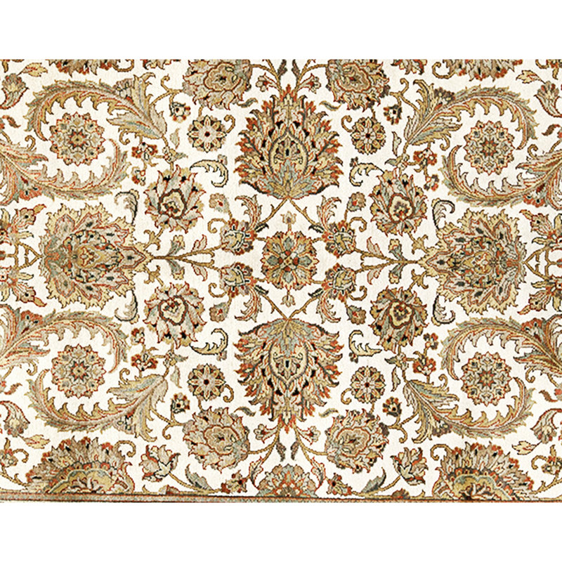 Hand Knotted Wool Area Rug in Ivory And Gold