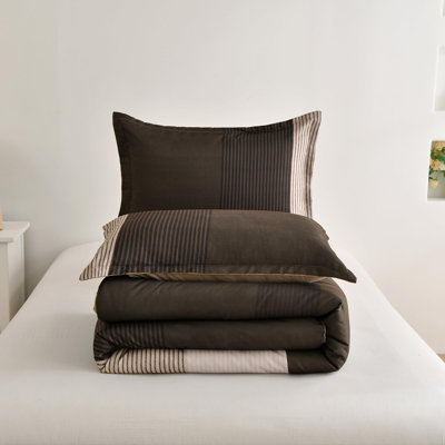 3-Piece Reversible Stripe Comforter Set Down Alternative Soft Microfiber All Season
