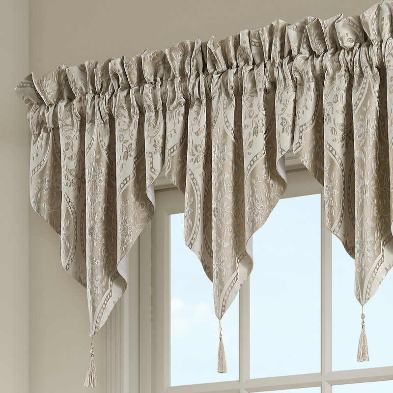 VIOLA WINDOW ASCOT VALANCE