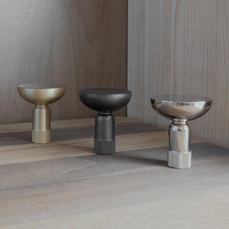 Knurled Circle Knob, Satin Brass