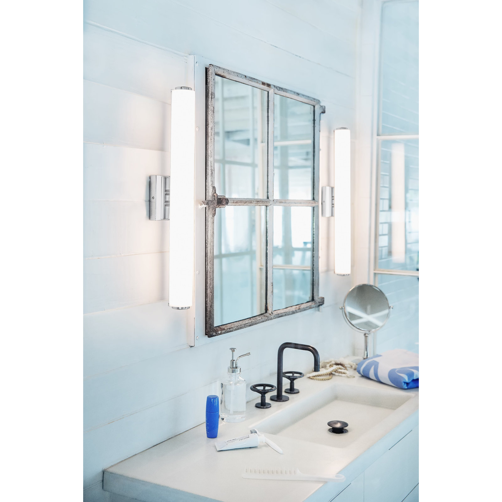 Aryon Single Frosted Dimmable LED Bath Bar, Chrome
