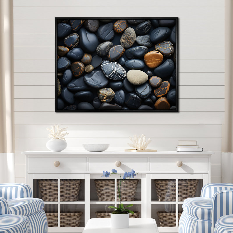 «Rocky Beach Patterns V - Coastal Beach», reproduction d'art, H 16 po x l 32 po x P 1 po, Cadre flottant noir