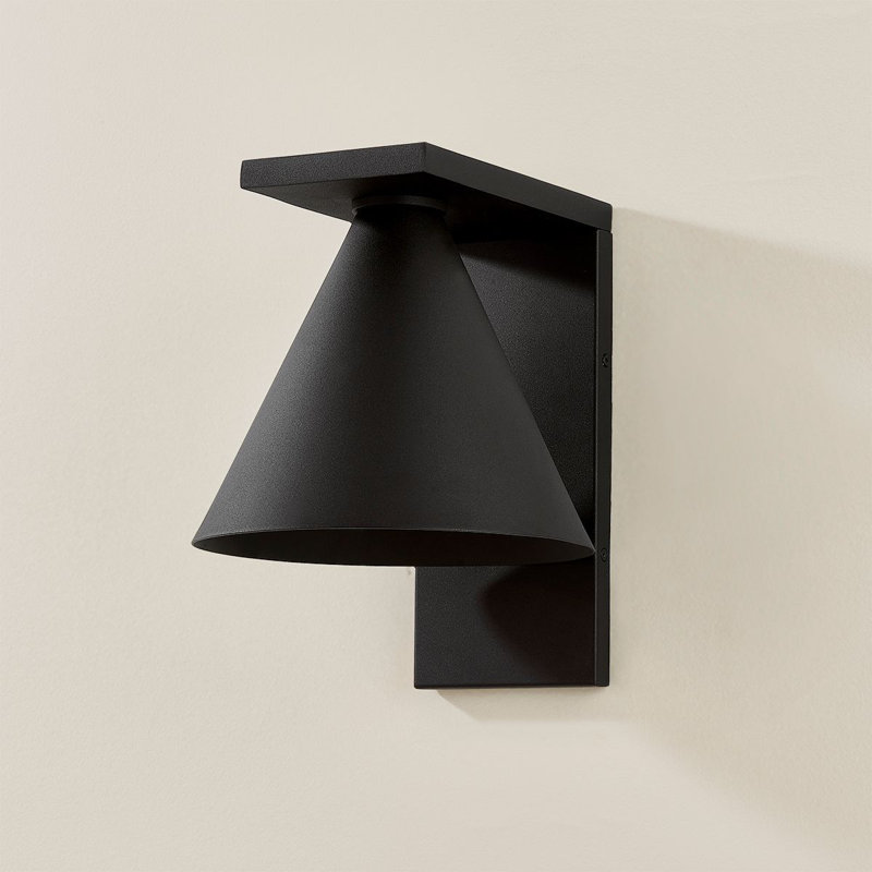 Sean 1 Light Wall Sconce, 8.75" H x 7" W x 7" D