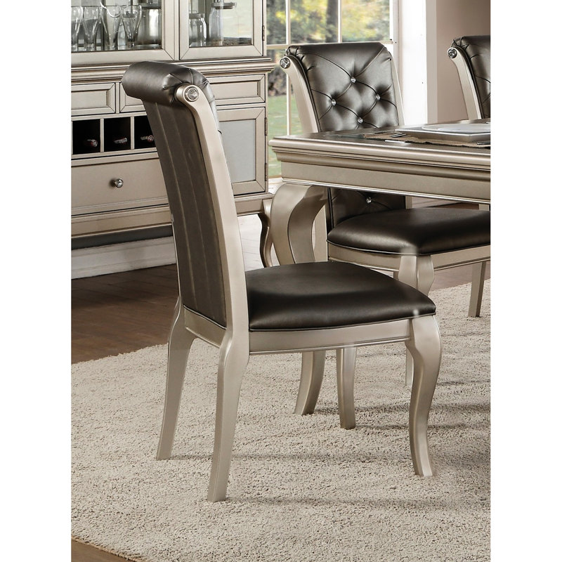 Table de salle à manger rectangulaire 5 pièces, finition argentée avec rallonge et 4 chaises d'appoint en similicuir gris cristal