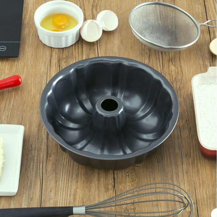 9 Or 10 Inch Fluted Tube Cake Pans Non-stick Large Bundt Pan For