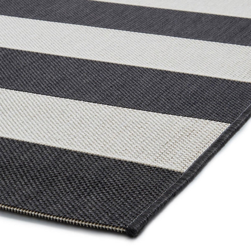 Rhem Striped Indoor / Outdoor Area Rug, Rectangle 160 x 230cm