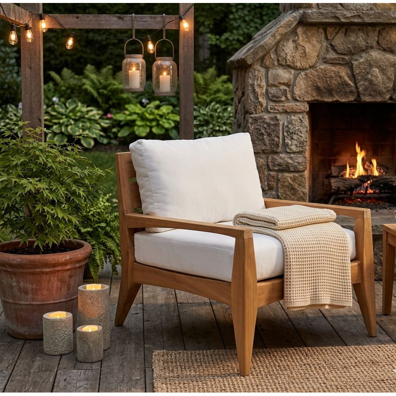 Noida Outdoor Lounge Chair