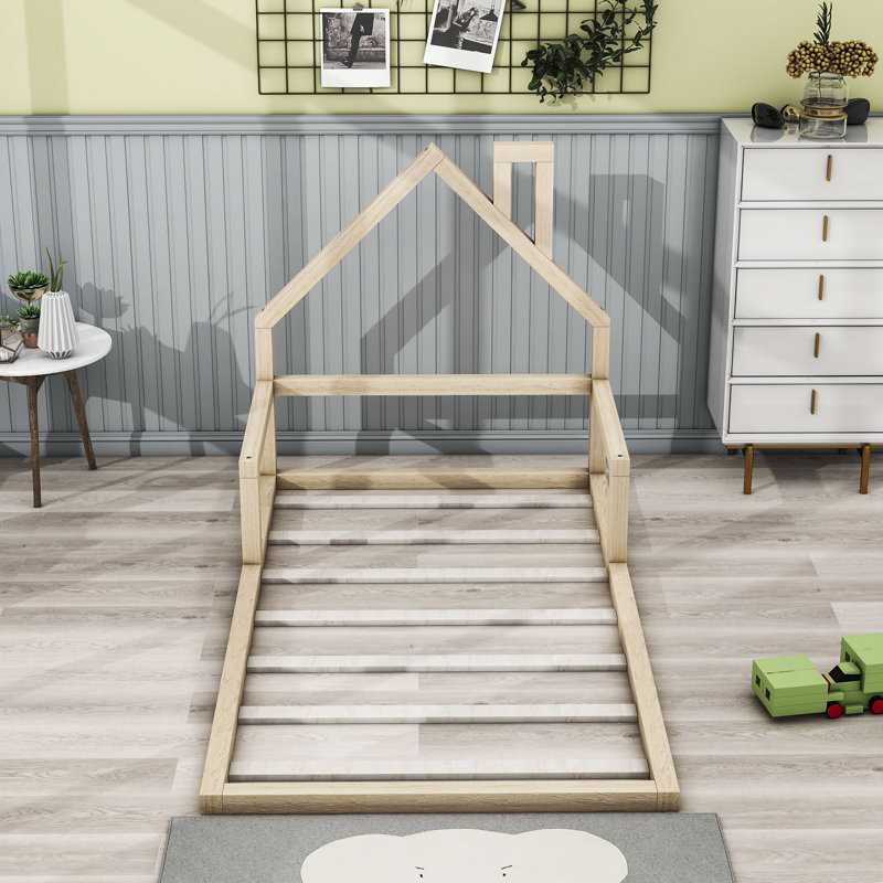 Lage Twin Platforms Bed with Slats, Natural