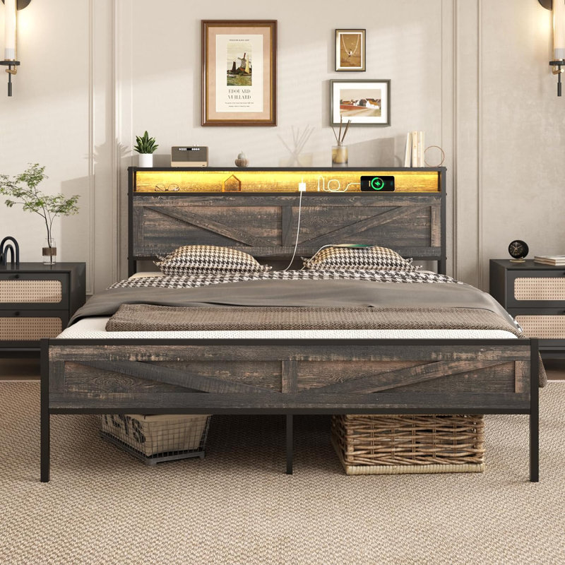 Farino Metal Bed, Queen, Brown