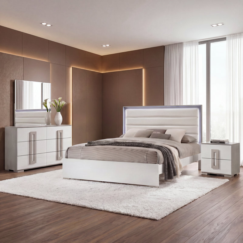 Grand Kyrstyn 4 pièces, Grand lit, 4 Pcs: Bed, Dresser, Nightstand, Mirror
