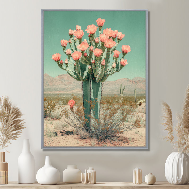Margarit, cactus pastel en fleurs dans le désert I - Cactus, impressions encadrées, H 20 po x l 12 po, Argent argent