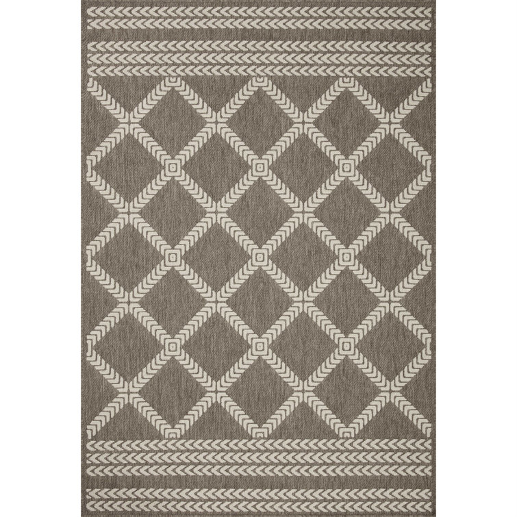 Gillis Geometric Indoor / Outdoor Rug