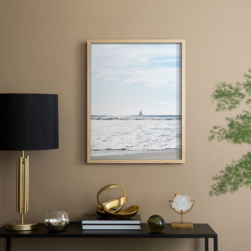 A Day At Sea, reproduction encadrée - bois massif, H 21 po x l 17 po