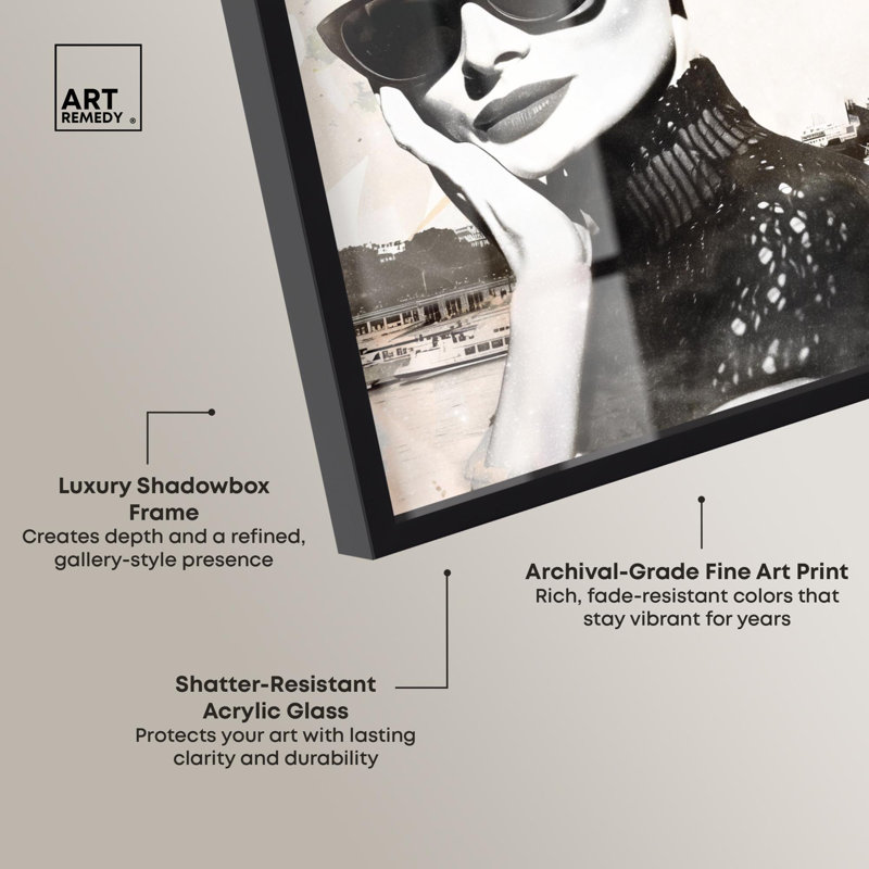 «Classic Icon Cover Tan», reproduction d'art par Art Remedy, H 37 po x l 25 po, Noir