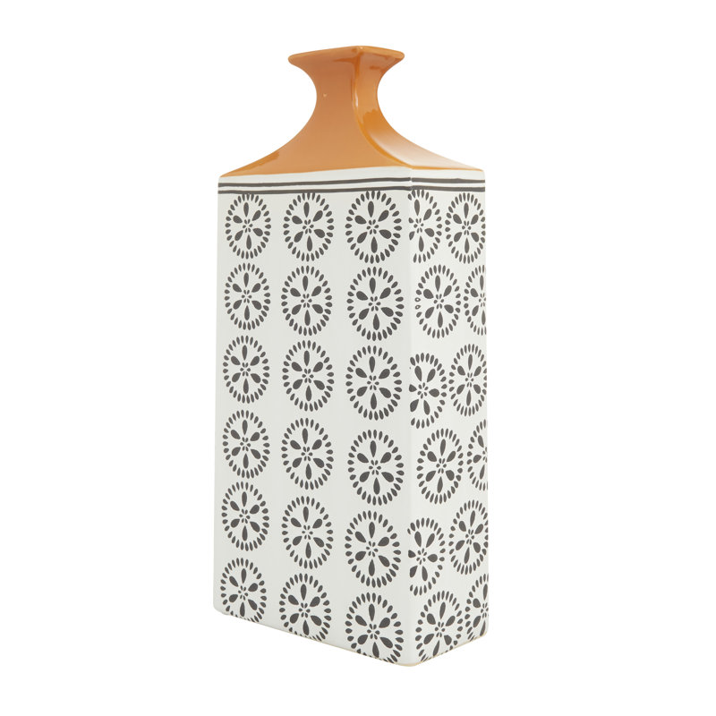 Vase blanc en céramique Cyree, H 17 po x l 9 po x P 9 po