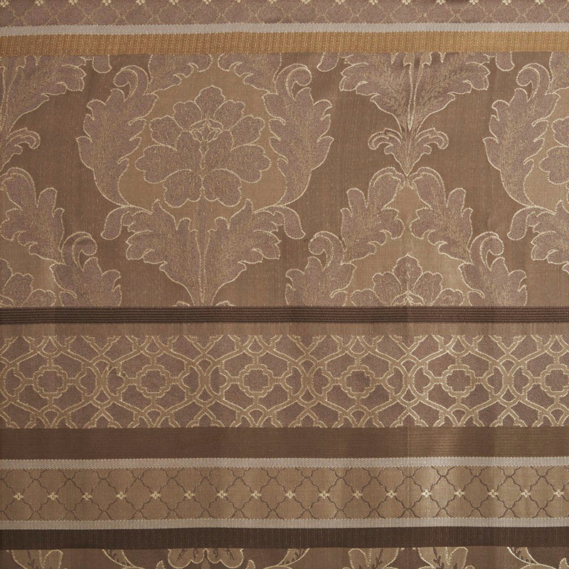 Rideau de douche en jacquard élégant avec rayures traditionnelles et motifs de ferronnerie, facile à entretenir et durable