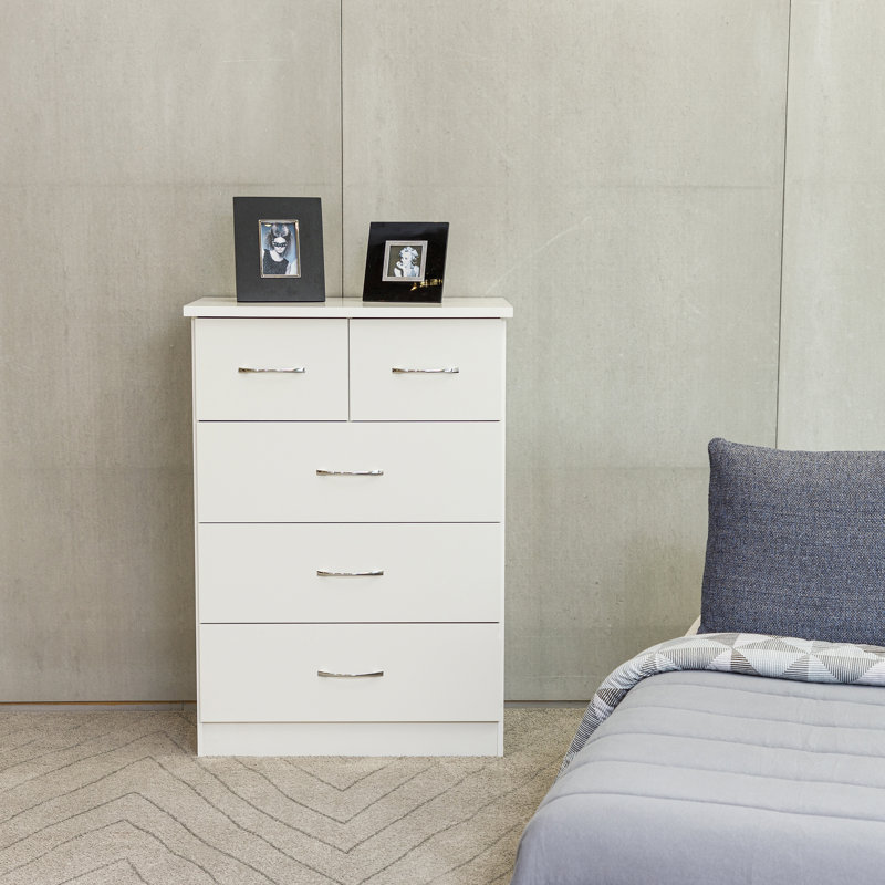 Swamy 32'' W 5 - Drawer Dresser