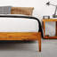 Ensemble de chambre à coucher Jaxson 3 pièces, cadre de lit queen en bois massif d'acacia avec 2 tables de chevet assorties-1051299994-1051299997