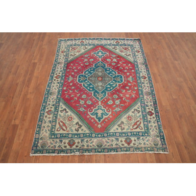 Traditional Wool Rug 5x6