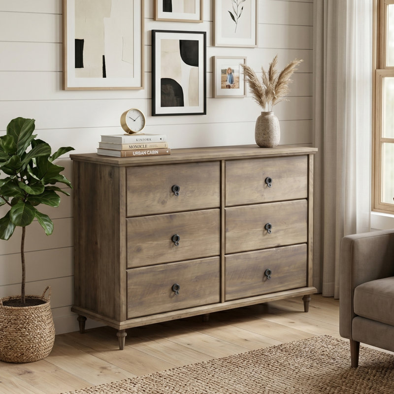 Aleana Traditional 46.3" 6 Drawer Dresser With Tapered Leg, Knotty Oak