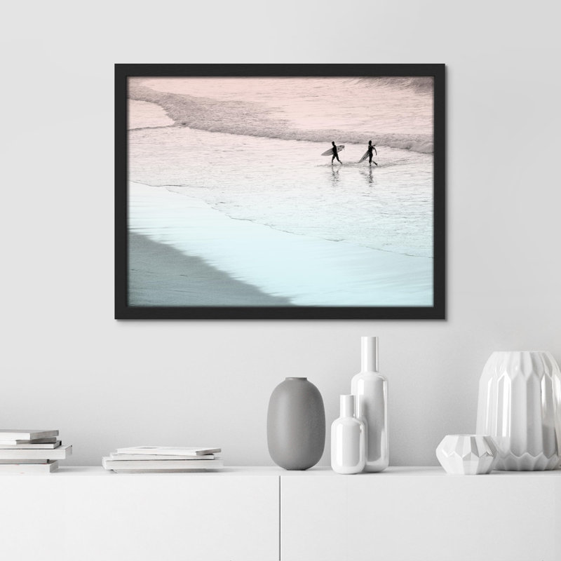 «Washed Out Minimalist Surfer Beach Shore» sur papier, H 11 po x l 14 po, Noir