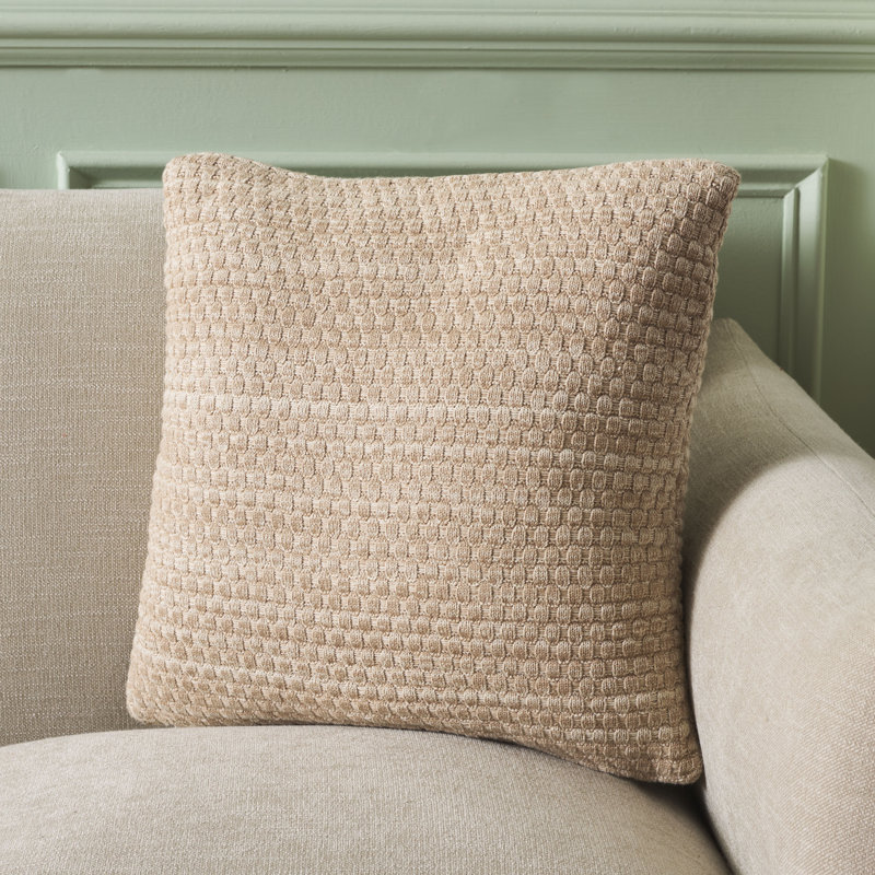 Rava Pillow