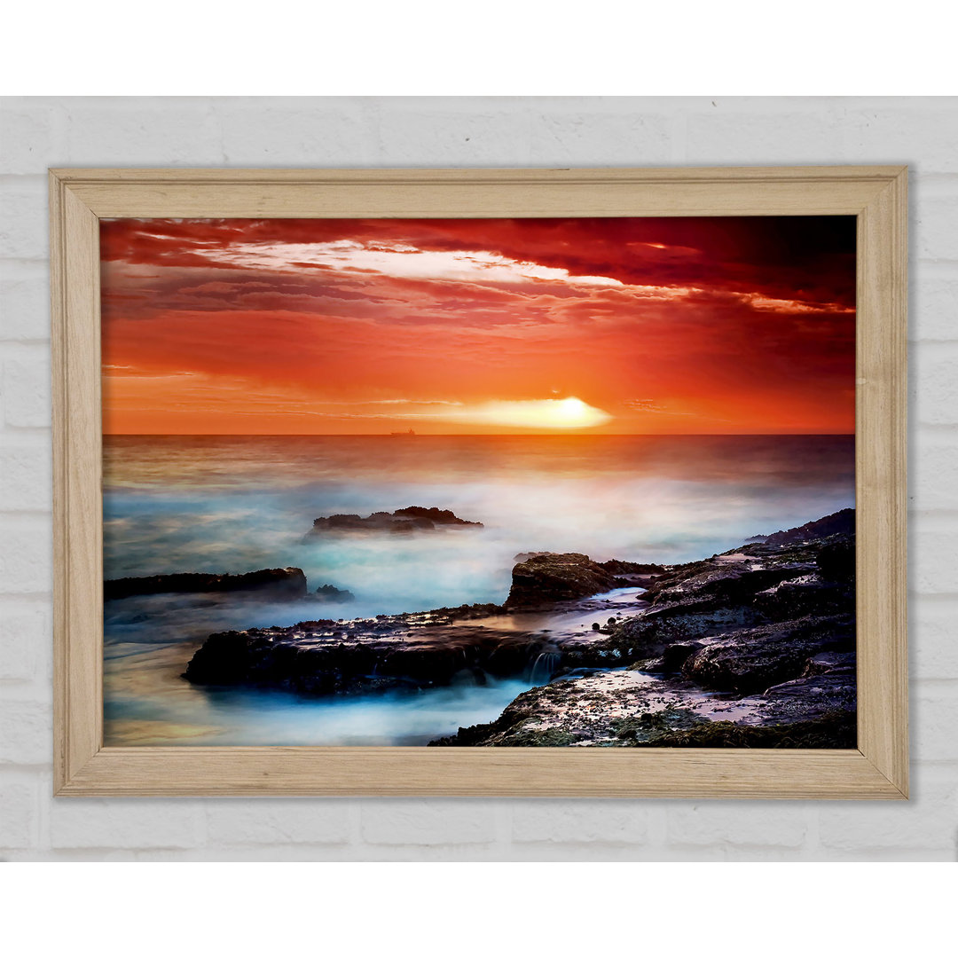 Gerahmtes Leinwandbild Misty Ocean Sunset